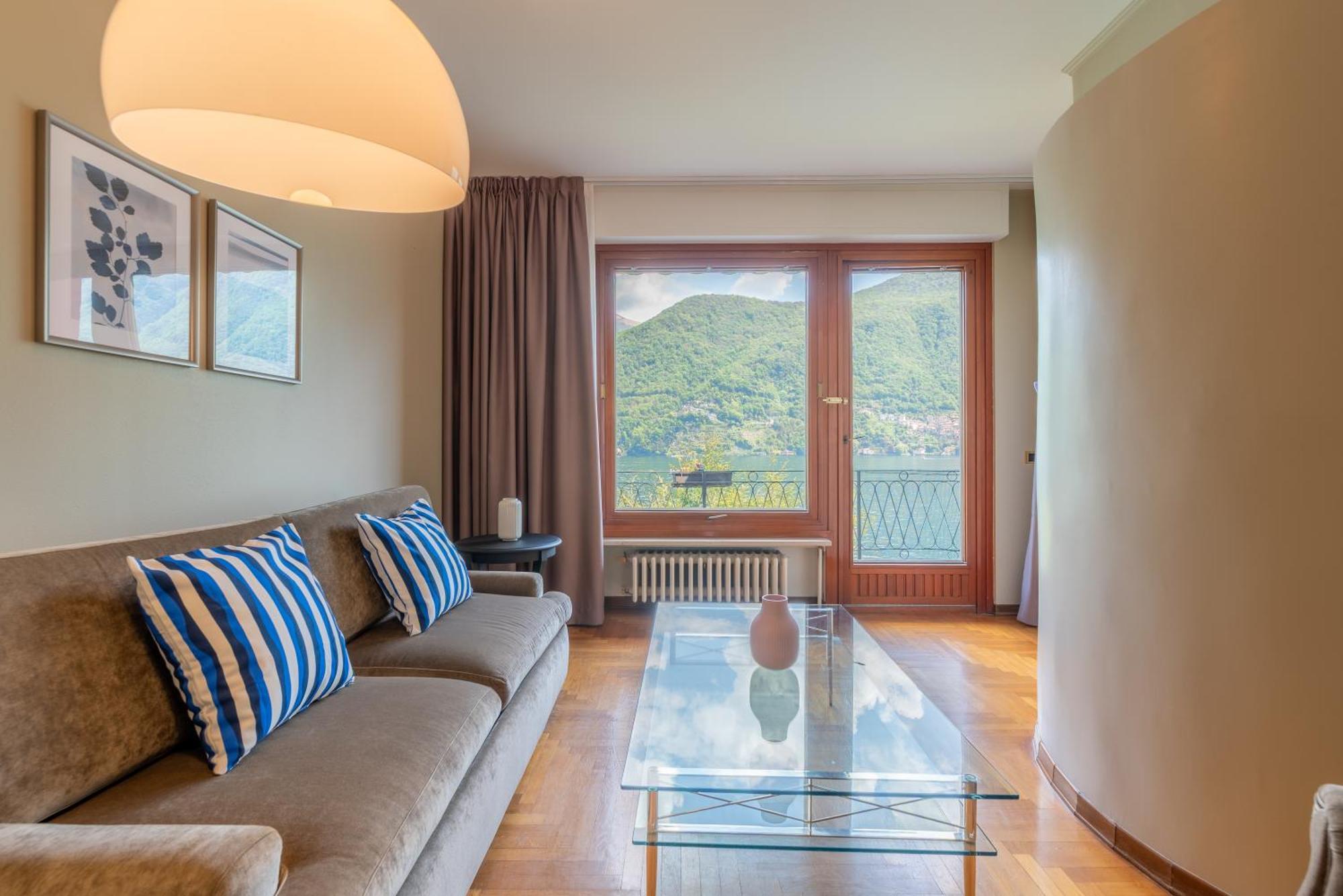 Villa Glicine, By R Collection Apartment Brienno Екстер'єр фото